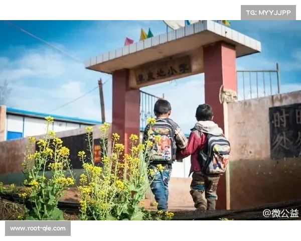 云南玉昆主场草皮雨战考验,双方失误增多